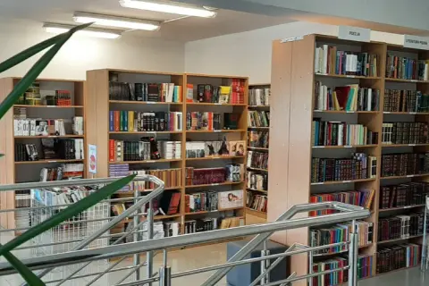 Gdzie oddać lub sprzedać książki w Szczecinie? Praktyczny poradnik
