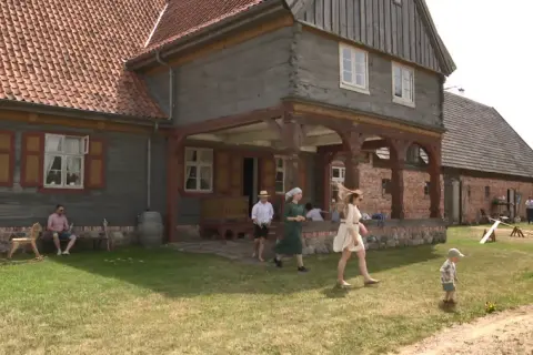 Wielka Nieszawka skansen - odkryj historię i atrakcje parku etnograficznego