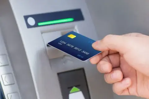 Gdzie znaleźć bankomaty w Starogardzie Gdańskim? Wypłata gotówki