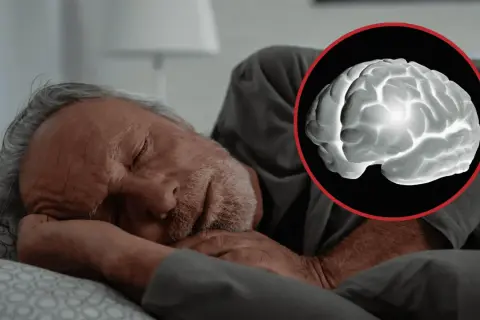 Starszy mężczyzna śpi, a obok niego widnieje obraz mózgu, symbolizujący zespół otępienny i jego rokowania.