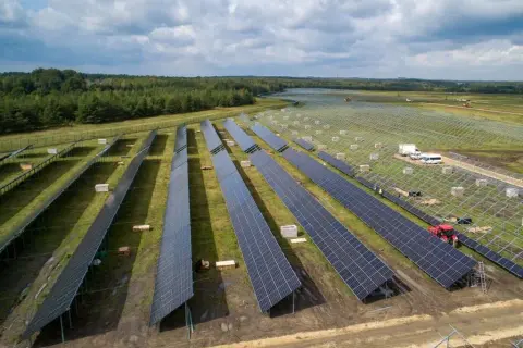 Dąbrowa Górnicza: Farma PV TAURON i Łagisza. Co czeka region?