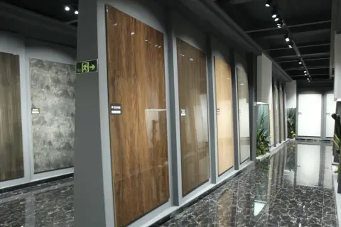 Dlaczego płyta MDF jest idealnym materiałem na drzwi: zalety i sekrety montażu
