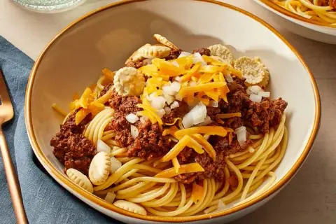 Cincinnati Chili: Przepis na spaghetti z Ohio, które Cię zaskoczy!