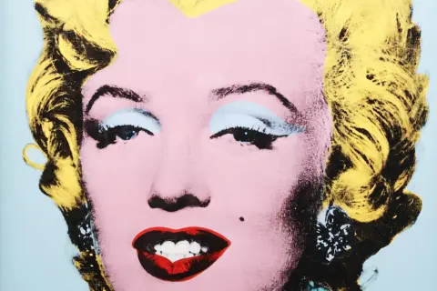 Pop art Warhol: jak jego sztuka zmieniła kulturę masową
