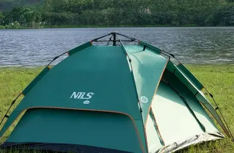 Co to jest tropik w namiocie i jak chroni przed niepogodą
