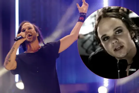 Lauri Ylönen, the rasmus wokalista, śpiewa na scenie, a obok widać jego młodsze zdjęcie z charakternym makijażem.