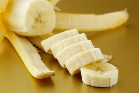 Szybkie suszenie bananów w domu: 3 proste metody bez dehydratora