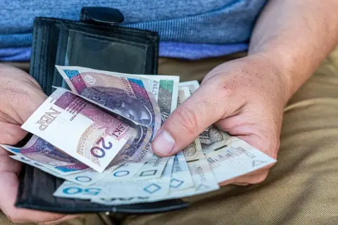 Zasiłek rodzinny 2026: Maksymalny dochód? Sprawdź progi!
