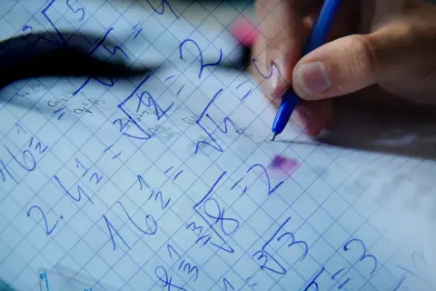 30 ile to punktów na maturze z matematyki i jak to wpływa na zdawalność