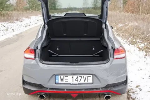 Hyundai i30: Pojemność baku i zasięg. Czy N ma większy?