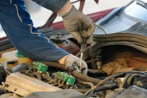Objawy uszkodzenia elektrozaworu LPG – jak je rozpoznać i uniknąć problemów