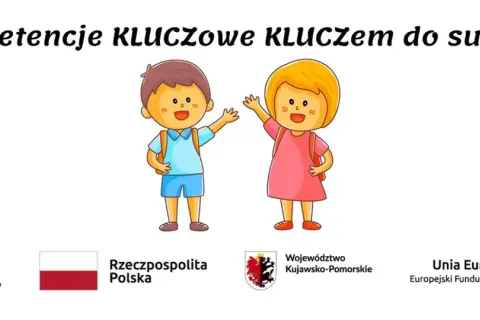 Dzieci z plecakami, symbolizujące zajęcia rozwijające kompetencje społeczno-emocjonalne, pod hasłem "Kompetencje KLUCZOWE KLUCzem do sukcesu".