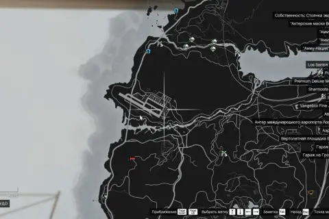 Gdzie jest wojsko w GTA 5? Na mapie widać Fort Zancudo, bazę wojskową na zachodzie, niedaleko lotniska.