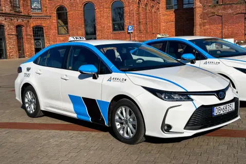 Kierowca Uber w Polsce: Jak zacząć, ile zarobisz i czy warto?