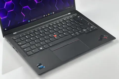 Lenovo X1 Carbon: Czy ot jest najlżejszy i najwytrzymalszy ThinkPad?