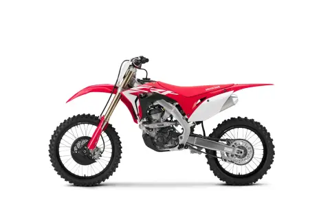 Honda CRF 250 ile koni - moc silnika i porównanie modeli