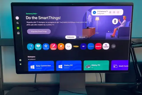 Ekran Tizen TV prezentuje interfejs SmartThings, umożliwiający sterowanie domem. Zobacz, co to jest i jak działa!