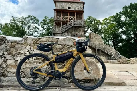 Rower elektryczny: Ile kosztuje i jak nie przepłacić?