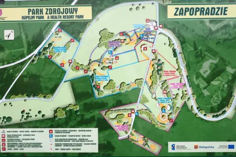 Mapa Parku Zdrojowego w Muszynie prezentuje ścieżki i ogrody sensoryczne, w tym Ogród Zapachu, Dotyku i Smaku.