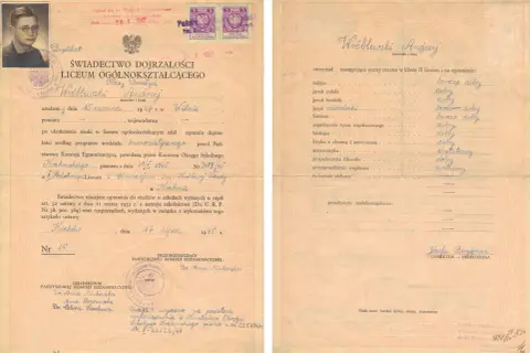 Duplikat świadectwa szkolnego: Kto podpisuje i jak go uzyskać?