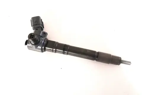 Inyector de combustible denso Toyota, pieza esencial para el motor.