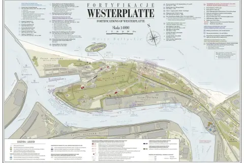 Mapa fortyfikacji Westerplatte, pokazująca gdzie leży Westerplatte, z zaznaczonymi bateriami, koszarami i innymi obiektami wojskowymi nad Bałtykiem.