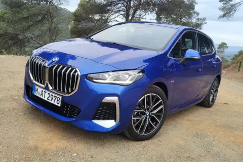 BMW Serii 2 Tourer: Minivan premium dla rodziny? Czy warto kupić?