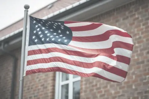 Jak wygląda flaga USA? Symbolika, historia i ciekawostki