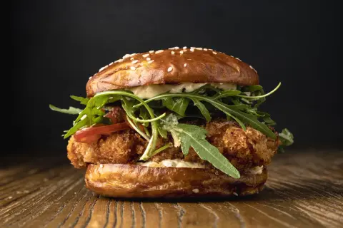 Burger au poulet maison: la recette juteuse et croustillante parfaite