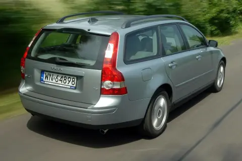 Volvo V50 jaki silnik wybrać, aby uniknąć wysokich kosztów eksploatacji?