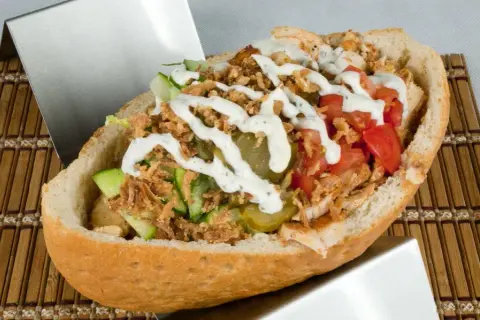 Ile kalorii ma kebab? Odkryj sekrety lżejszych wyborów!