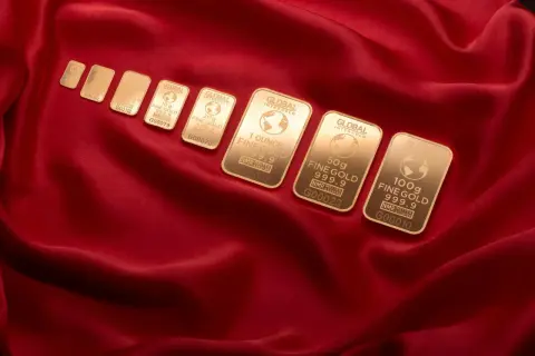 Różne sztabki złota Global Intergold o próbie 999.9, od 10g do 100g. Zastanawiasz się, jakie sztabki złota kupować? Wybór zależy od Twoich celów inwestycyjnych.