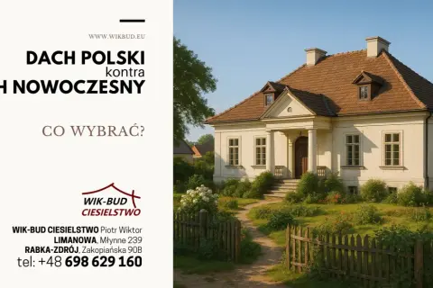 Elegancki dom z tradycyjnym, brązowym dachem. Reklama pyta: "Dach polski kontra dach nowoczesny?".