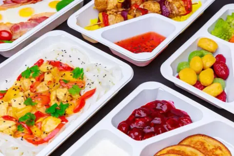 Catering dietetyczny: ile kosztuje na miesiąc i jak realnie oszczędzić?