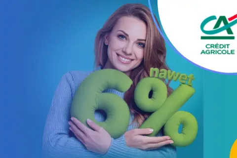 Uśmiechnięta kobieta trzyma zielone poduszki w kształcie "6%" i napis "nawet". Logo Crédit Agricole sugeruje atrakcyjne credit agricole lokaty.