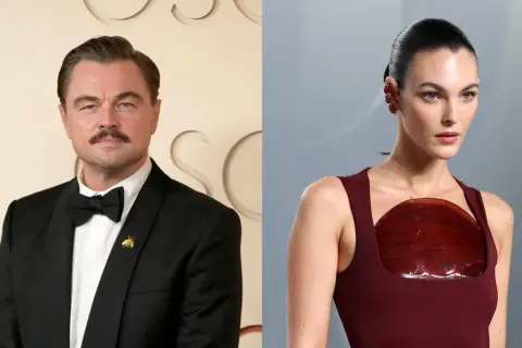 Leonardo DiCaprio con esmoquin y su posible novia, Vittoria Ceretti, con un vestido burdeos y pendientes llamativos.