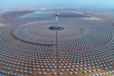 Noor Ouarzazate: Marokański gigant, który zmienia energetykę świata?