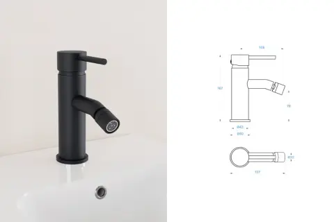 Miscelatore nero con doccetta integrata, ideale per smontare e installare in cucina. Dimensioni dettagliate nel disegno tecnico.
