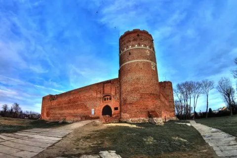 Ciechanów atrakcje: odkryj najciekawsze miejsca, które musisz zobaczyć