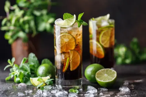 Cuba Libre perfetto: ricetta autentica e segreti per un Rum e Cola top