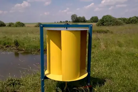 Jak napowietrzanie stawu bez prądu może uratować twoje ryby
