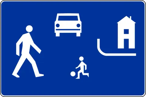 Znaki drogowe na osiedlu: Kto odpowiada? Legalny poradnik