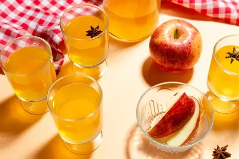 Czy ocet jabłkowy naprawdę obniża cholesterol? Sprawdź naukowe fakty i skuteczność