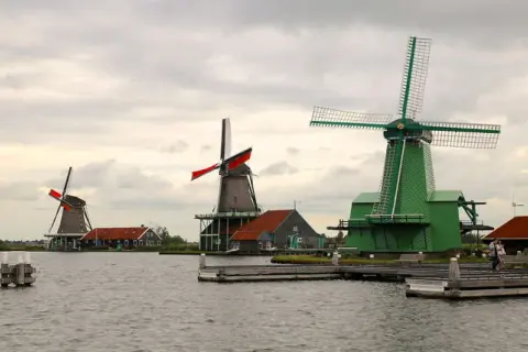 Zaanse Schans: odkryj ukryte skarby holenderskiego skansenu