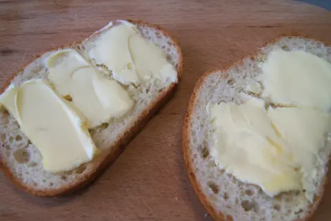 Jakie masło na cholesterol - wybierz zdrowsze alternatywy dla serca