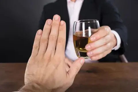 Alkohol a waga: Jak pić i nie przytyć? Poznaj fakty!