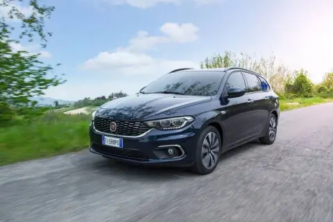 Fiat Tipo jaki silnik - poznaj wady i zalety różnych opcji silnikowych
