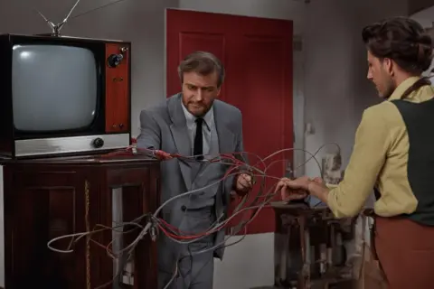 Telewizor nie wyszukuje kanałów? Pełny poradnik krok po kroku