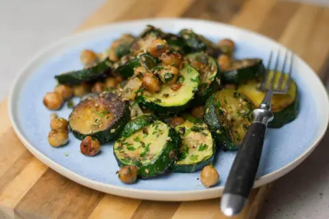 Nie wieder Stress: Schnelle vegane Hauptgerichte in 20 Minuten