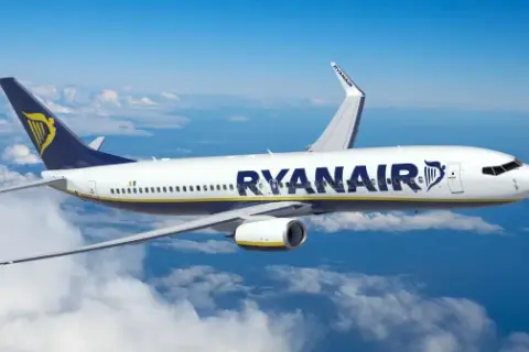 Ryanair FR czy UK - jakie są kluczowe różnice i lepszy wybór?